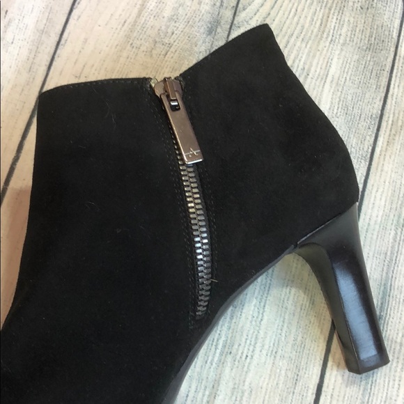Aquatalia Dona Suede Heeled Kitten Ankle Booties - Picture 4 of 13